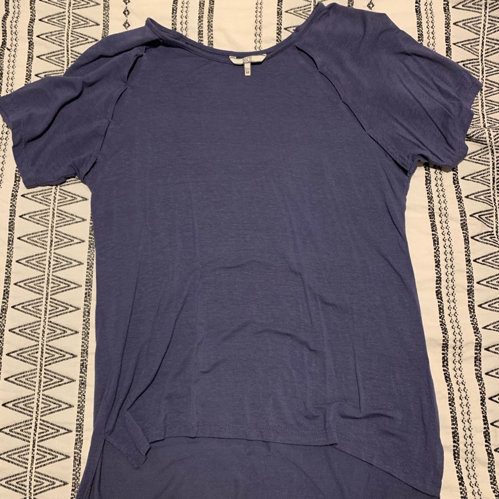 BKE short sleeve with crease cutouts